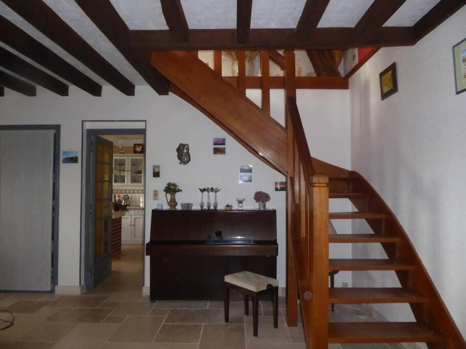 Maison Entiere Independante Noyers-sur-Serein Esterno foto