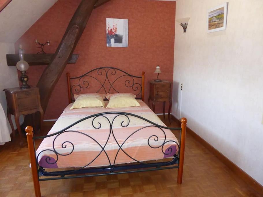 Maison Entiere Independante Noyers-sur-Serein Esterno foto