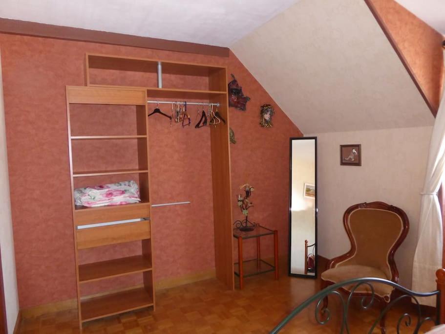 Maison Entiere Independante Noyers-sur-Serein Esterno foto